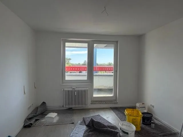 Geräumiges Familiennest über den Dächern von Tegel! Frisch saniert und gestrichen! — photo 1
